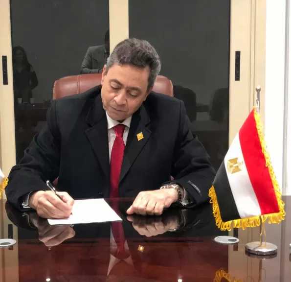 المستشار سامح لطفي يتقدم بأوراق ترشحه لمجلس الشيوخ تحت رمز ”العقرب”