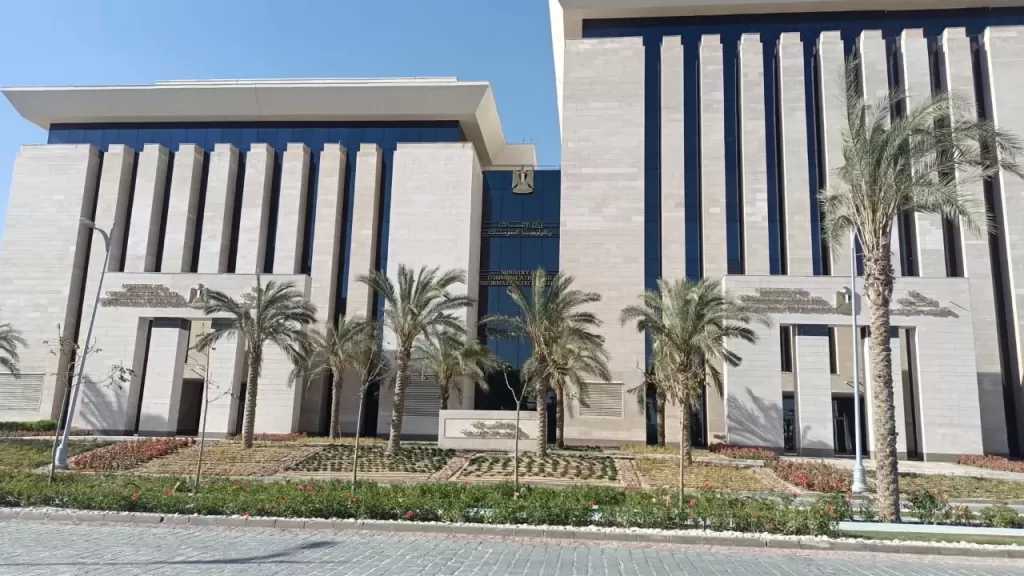 وزارة الاتصالات تؤكد: تصريحات الدكتور عمرو طلعت حول زيادة كفاءة الإنترنت بعد حريق سنترال رمسيس تم اجتزائها من سياقها وتغيير معناها