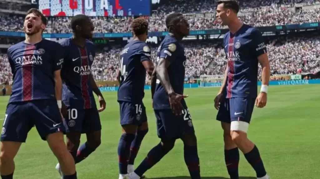 تشيلسي يسعى للتتويج الثاني… وباريس سان جيرمان يطمح لأول لقب