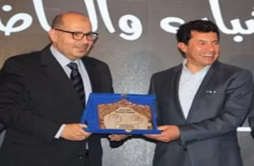 وزير الشباب والرياضة ورئيس اللجنة الاولمبية