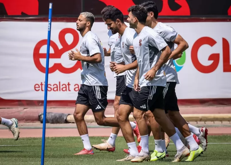 لاعبو الأهلي 