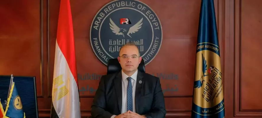 مفتي الجمهورية يهنيء الدكتور محمد فريد صالح بتجديد الثقة فيه رئيسًا للهيئة العامة للرقابة المالية
