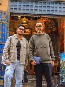 طارق وهيثم رافي… ثنائي فني يجمع التراث العُماني بروح العالم