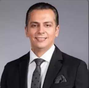 خالد مصطفى يكتب: أحمد عبدالجواد فجر ثورة انتخابية الكرسى للشعب  والقرار للجماهير
