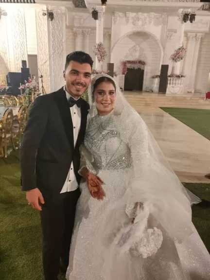 الإعلامية أميرة السمان تشارك الأستاذة زينب عبداللطيف فرحة زفاف نجلتها