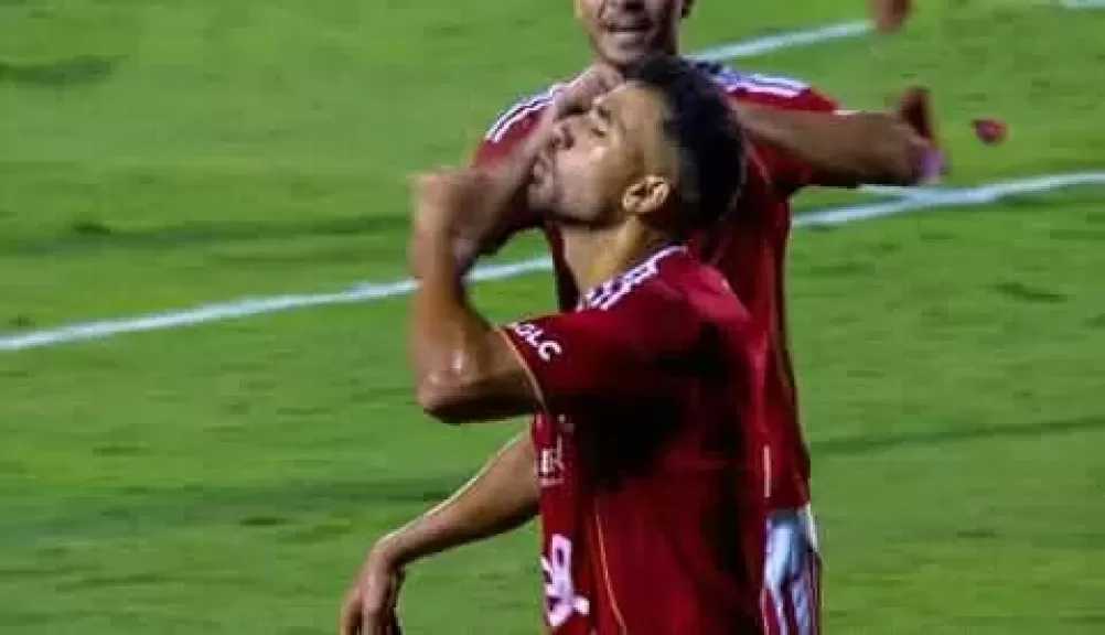 الأهلي يواصل نزيف النقاط ويتعادل أمام إنبي في الدوري
