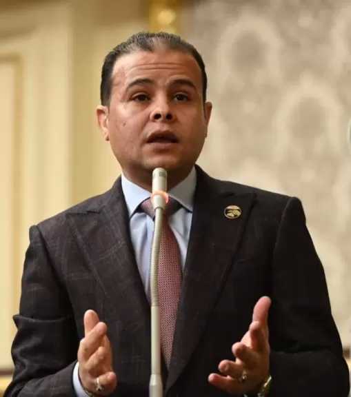 مدحت الكمار يشيد بدور مصر في القمة العربية الإسلامية بالدوحة.. ويؤكد: كلمة السيسي حاسمة في وجه إسرائيل