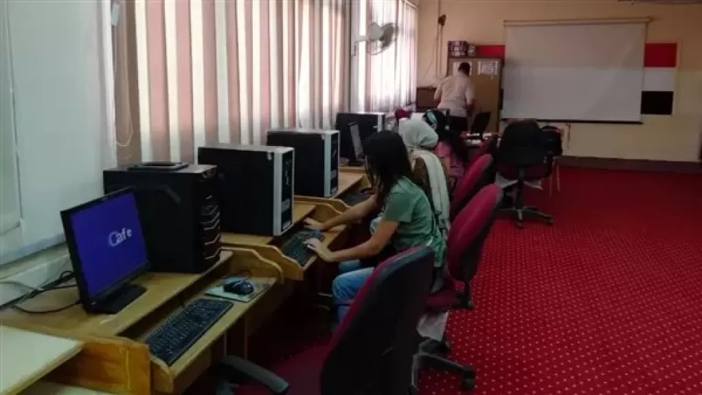 تنسيق القبول بالجامعات
