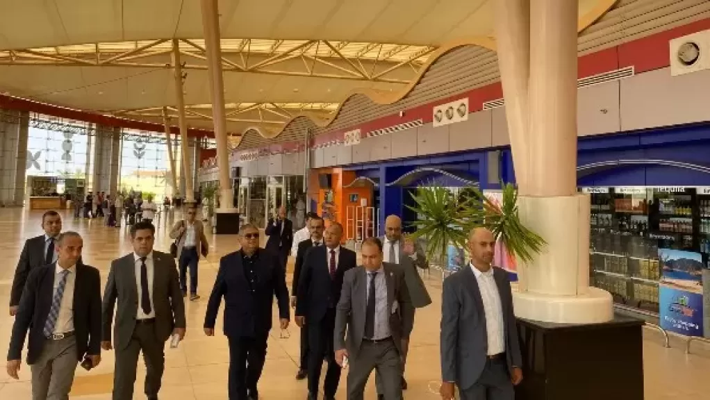 نائب وزير الطيران المدني