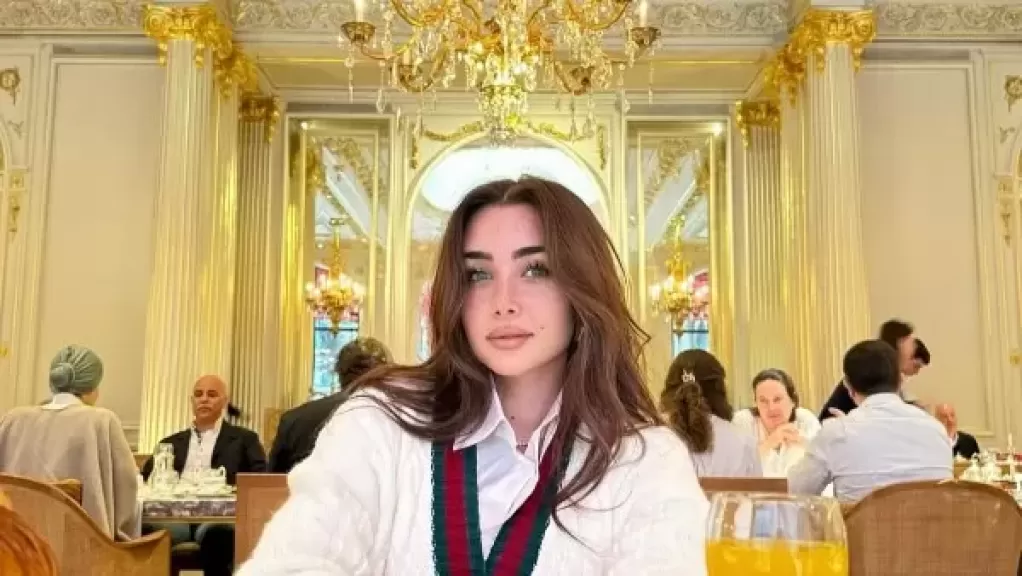 هنا الزاهد
