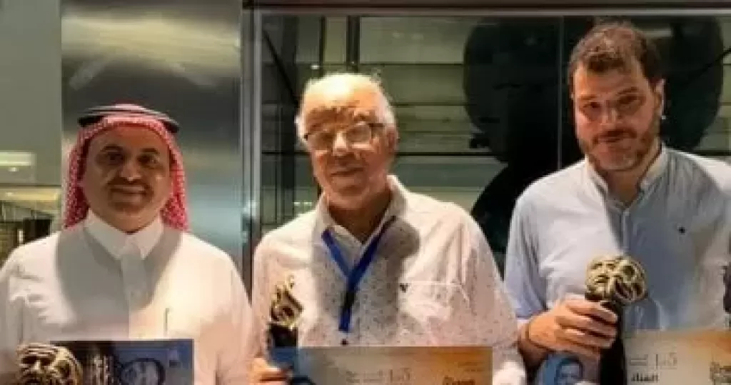 صناع عرض فزاعات