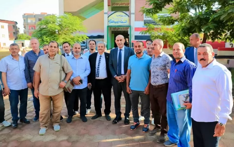 جولة تفقدية لمدارس السنطة بالغربية 