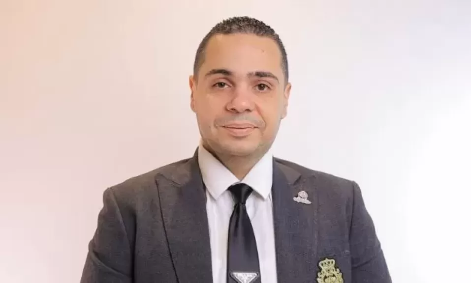 النائب عادل مأمون عتمان عضو مجلس الشيوخ