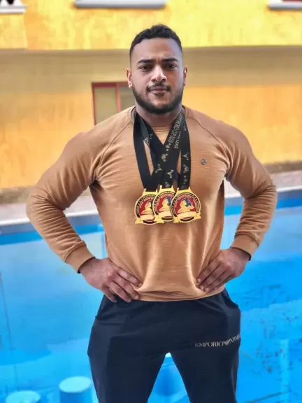 بطل العالم أحمد نجيب 