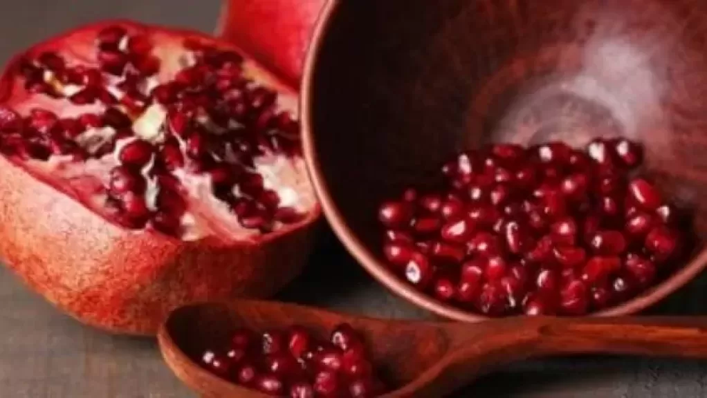 فوائد صحية مذهلة عند تناول الرمان