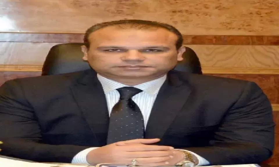 اللواء حاتم زين العابدين رئيس حي شرق بالإسكندرية 