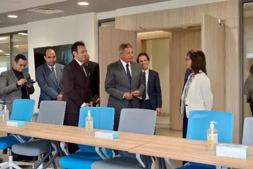 بحث ترتيبات الاجتماع الأول للجنة الرئيسية لتطوير الإعلام