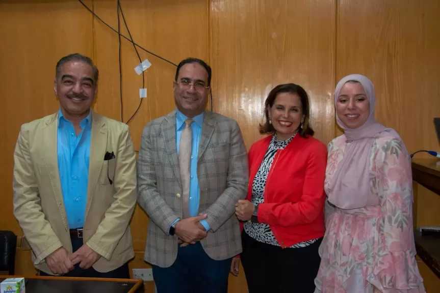 «الميدان» تهنئ أشرف عبدالمعبود بمناسبة حصول الدكتورة آلاء الحسين على درجة الدكتوراه