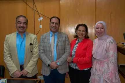 «الميدان» تهنئ أشرف عبدالمعبود بمناسبة حصول الدكتورة آلاء الحسين على درجة الدكتوراه