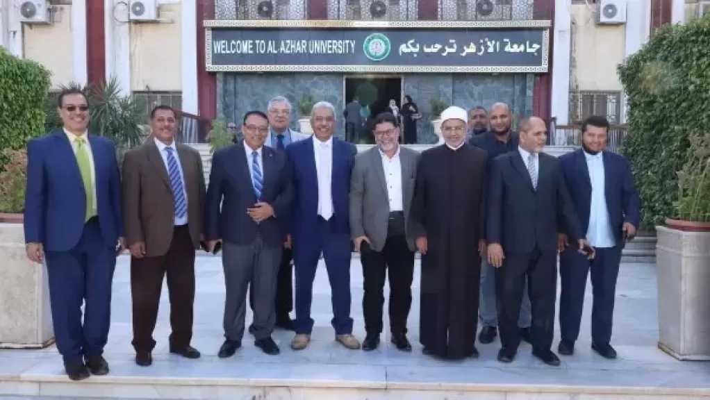 جامعة الأزهر تسيّر قوافل دعم وإغاثة إلى غزة| صور