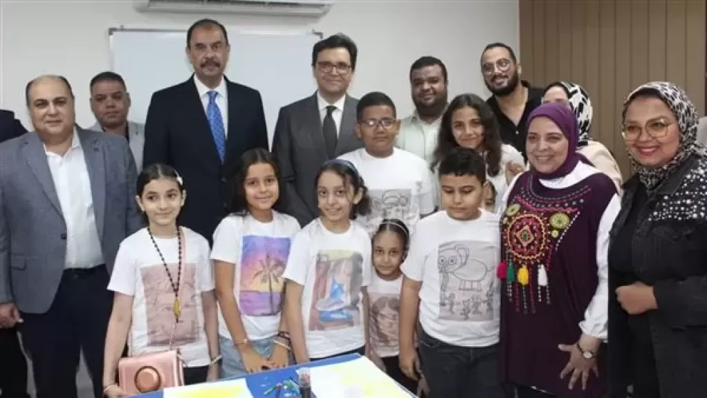 اللبان خلال الافتتاح