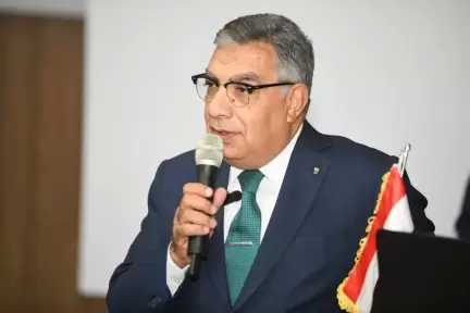 محافظ الدقهلية يهنئ تنفيذيين بعد قرار التنمية المحلية بالتعيين