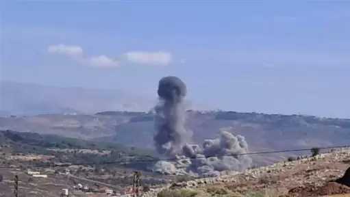 الطيران الإسرائيلي يشن غارات على منطقتي الجرمق والمحمودية جنوب لبنان