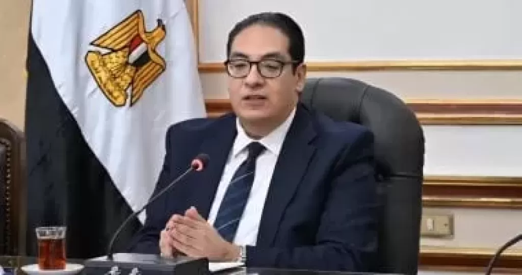 الدكتور محمد سامي عبدالصادق رئيس جامعة القاهرة