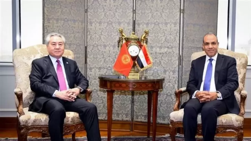 وزير الخارجية ونظيره القيرغيزي