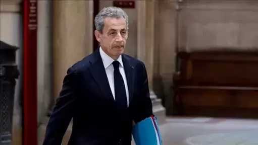 رئيس بلغاريا يدعو إلى إطلاق سراح ساركوزى