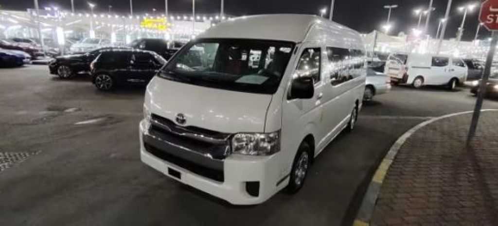 تويوتا هايس الأسعار في الإمارات: منظور الأعمال الصغيرة ونقل البضائع