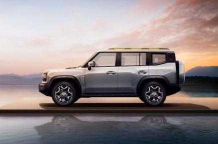 سعر Jetour T2 في الإمارات العربية المتحدة: القيادة اليومية ، الراحة والملكية العملية