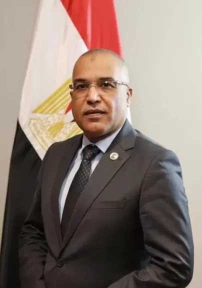 عباس صابر في رسالة اليوبيل الذهبي لعيد البترول: 50 عامًا من السيادة والإنجاز بدأت باستعادة الحقول بعد نصر أكتوبر