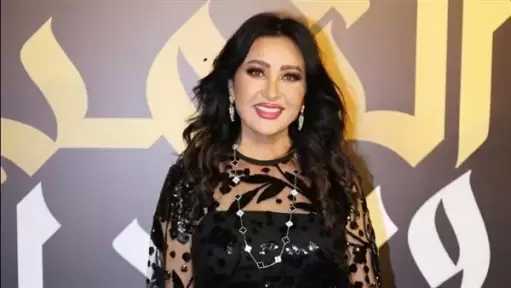 لطيفة تُتوَّج كأفضل مطربة في مصر والوطن العربي عن ألبوم ”قلبي ارتاح”