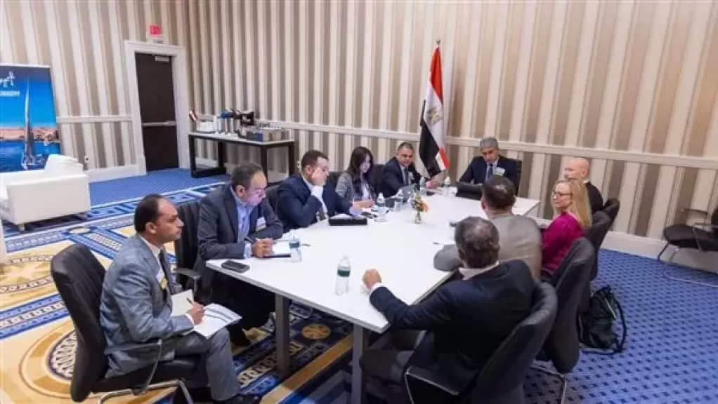 شريف فتحي خلال لقاء بمنظمي الرحلات الأمريكية