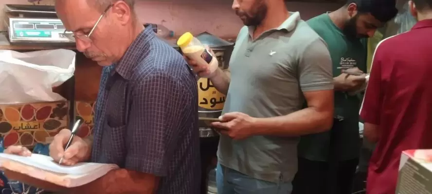 ”العلوم الصحية” تطالب بالاستفادة من خبرات مراقبي الأغذية الممتدة لـ80 عاما