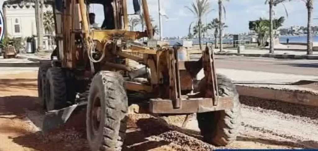 بدء أعمال رصف شارع الجمهورية برشيد ضمن الخطة الإستثمارية للعام المالي ٢٠٢٥ / ٢٠٢٦