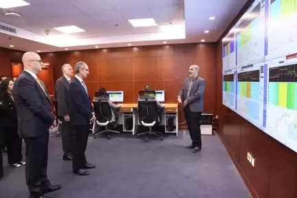وزير الاتصالات يفتتح مقر مركز مراقبة الطيف الترددي التابع للجهاز القومي لتنظيم الاتصالات بمحافظة الجيزة