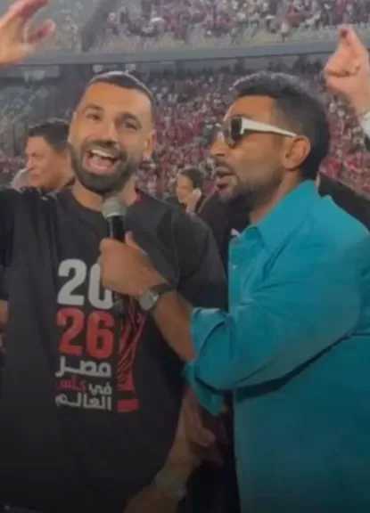 أحمد سعد يهدي محمد صلاح أغنية دعم وتشجيع : حبك محفور في قلبنا
