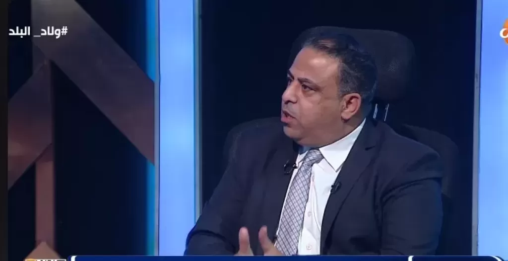 أيمن عويان، عضو المكتب السياسي والهيئة العليا بحزب المصري الديمقراطي