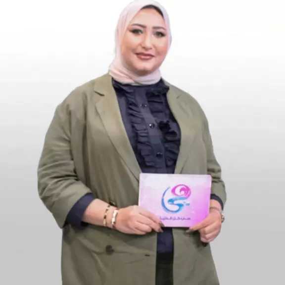 انطلاق برنامج ”بداية نجاح” مع مروة زايد على قناة ”هي”  برنامج اجتماعي طبي يجمع نخبة من المتخصصين