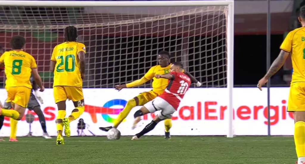 صلاح ومرموش يقودا مصر لتحقيق فوزًا ثمينًا على زيمبابوي في أمم أفريقيا