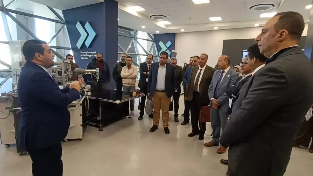 جانب من المتابعة 