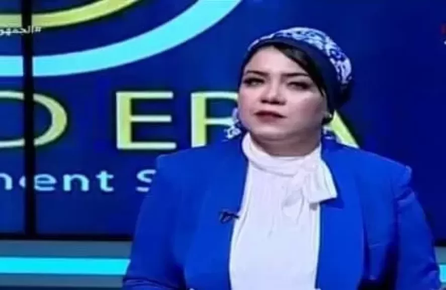 الكاتبة الصحفية آمال عبد الله 