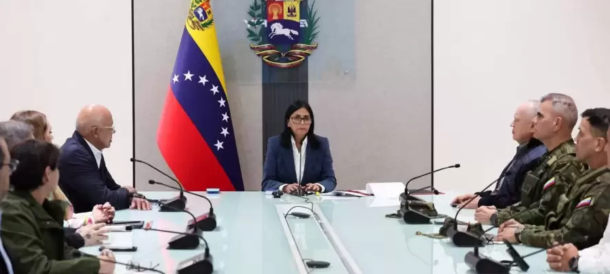 ”لا يوجد سوى رئيس واحد.. مادورو”.. فنزويلا ترد على العدوان باليقظة الكاملة