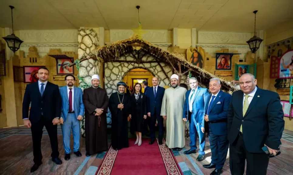 مشاركة فضيلة الدكتور عبد العزيز أبو خزيمة رئيس الإدارة المركزية لمنطقة الإسكندرية الأزهرية احتفالات عيد الميلاد المجيد