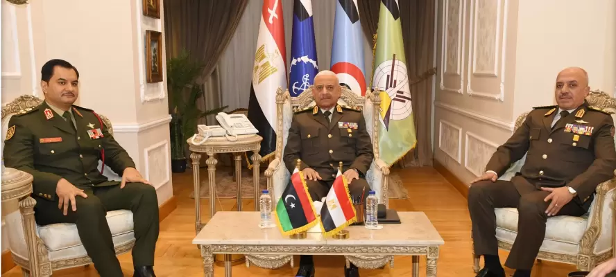 وزير الدفاع والإنتاج الحربى و رئيس أركان حرب القوات المسلحة يلتقيان نائب القائد العام للجيش الوطنى الليبى
