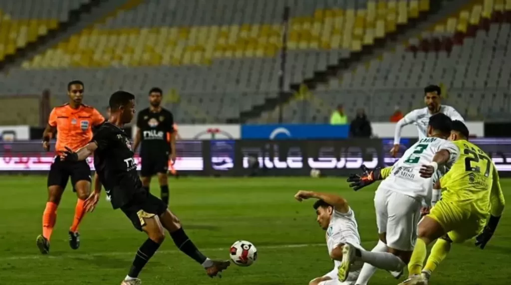   الزمالك والمصري