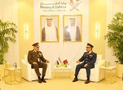 رئيس الأركان يعود لأرض الوطن عقب مشاركته في فعاليات معرض الدوحة للدفاع البحري ”ديمدكس-2026”