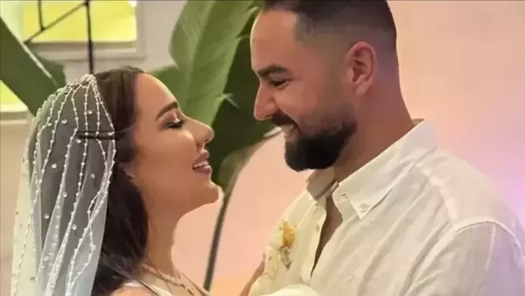 أسما شريف منير وزوجها